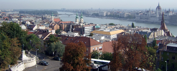 ハンガリー首都　ブダペスト